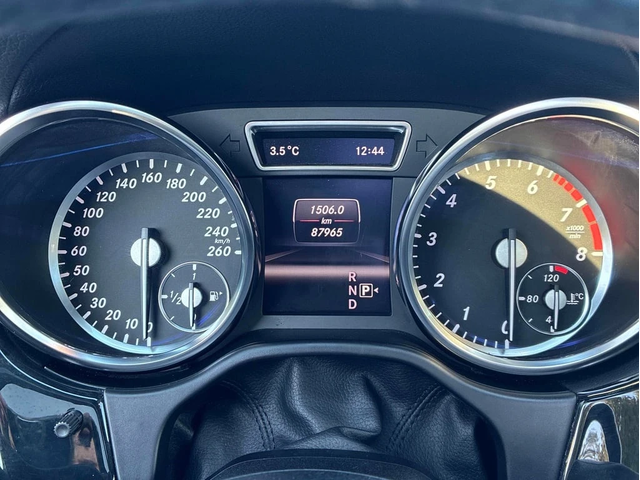 Mercedes-Benz ML 550 * CARFAX * ЦЕНА ДО БГ - автомобили, коли, обяви за нови и употребявани 7