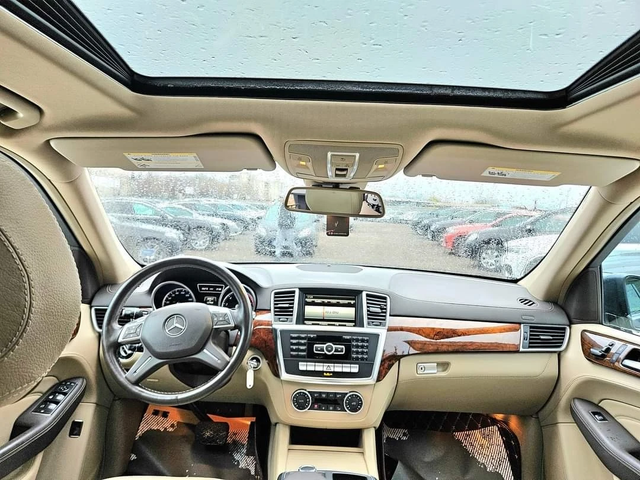 Mercedes-Benz ML 550 FULL AMG PACK TOP ПАНОРАМЕН ЛЮК ЛИЗИНГ 100% - автомобили, коли, обяви за нови и употребявани 13