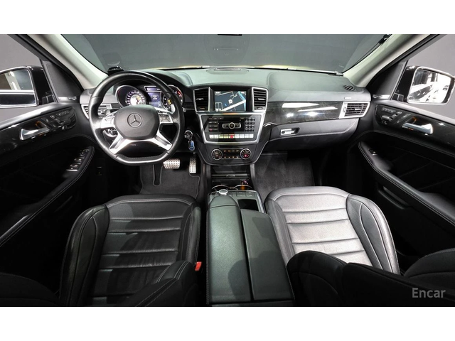 Mercedes-Benz ML 63 AMG HARMAN/KARDON* ПОДГРЕВ* ОБДУХВАНЕ* ПАНО* 3X TV - автомобили, коли, обяви за нови и употребявани 7