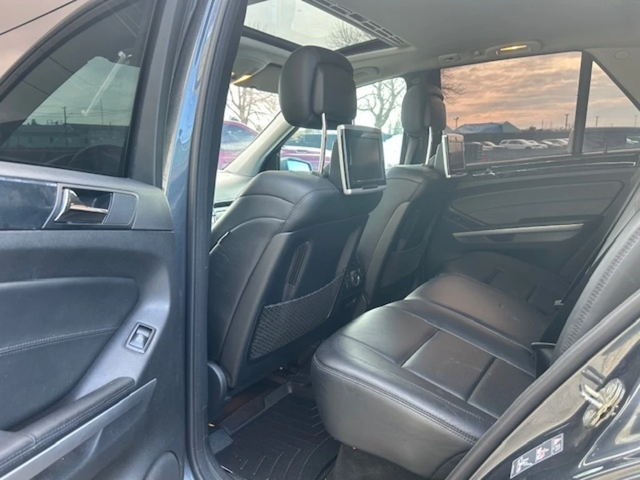 Mercedes-Benz ML 63 AMG 4MATIC* КОжа* Подгрев* Обдухване* Кейлес* Blind Sp - автомобили, коли, обяви за нови и употребявани 15