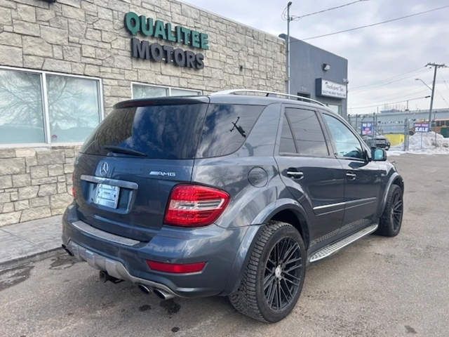 Mercedes-Benz ML 63 AMG 4MATIC* КОжа* Подгрев* Обдухване* Кейлес* Blind Sp - автомобили, коли, обяви за нови и употребявани 4