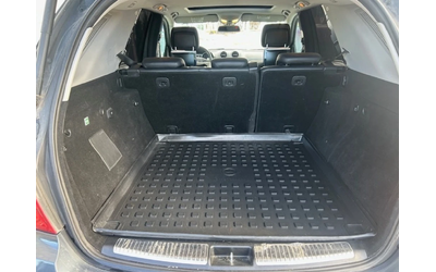 Mercedes-Benz ML 63 AMG 4MATIC* КОжа* Подгрев* Обдухване* Кейлес* Blind Sp - автомобили, коли, обяви за нови и употребявани 9