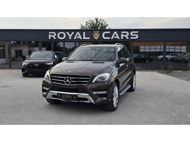 Mercedes-Benz ML * AMG Edition * Key less GO * Distronic * Camera * - автомобили, коли, обяви за нови и употребявани 0