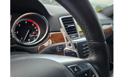 Mercedes-Benz ML * AMG Edition * Key less GO * Distronic * Camera * - автомобили, коли, обяви за нови и употребявани 10