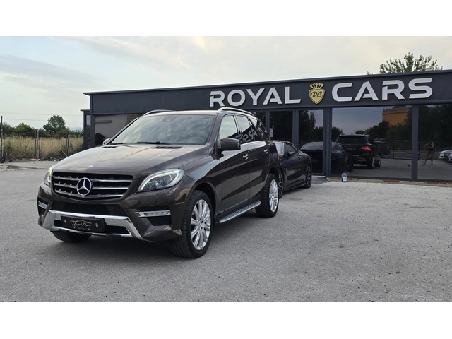 Mercedes-Benz ML * AMG Edition * Key less GO * Distronic * Camera * - автомобили, коли, обяви за нови и употребявани 3