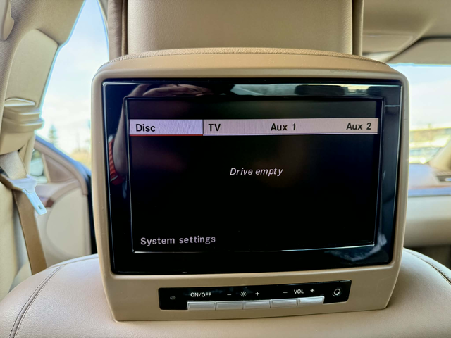 Mercedes-Benz S 320 CDI 4-MATIC AMG PACK/3xTV/DISTRONIC/VAKUM/FULL - автомобили, коли, обяви за нови и употребявани 23