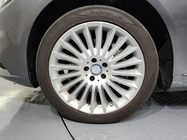 Mercedes-Benz S 350 D 4Matic - автомобили, коли, обяви за нови и употребявани 4