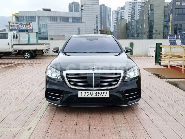 Mercedes-Benz S 350 * МАСАЖИ* ТЕЛЕВИЗОРИ* NIGHT VISION* 360 КАМЕРА* ОБ - автомобили, коли, обяви за нови и употребявани 1