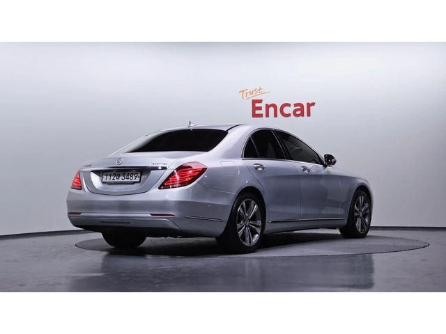 Mercedes-Benz S 350 : S350 BlueTEC 4MATIC | 360  Камера | Soft Close | - автомобили, коли, обяви за нови и употребявани 1