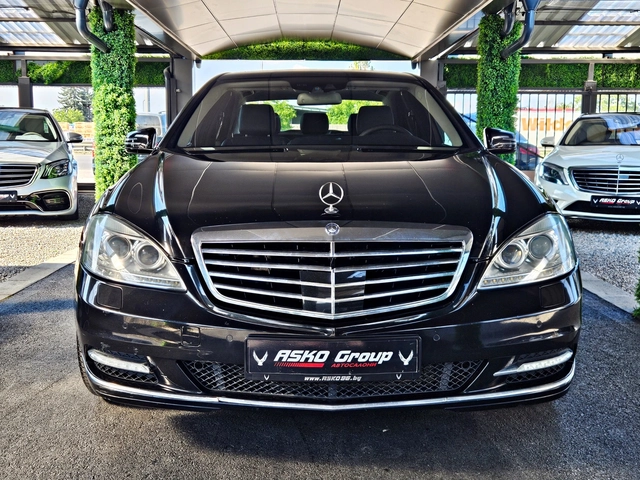 Mercedes-Benz S 350 !AMG/FACE/CAMER/DISTR/NIGHT/HARMAN/KARDON/ОБДУХ/LI - автомобили, коли, обяви за нови и употребявани 1