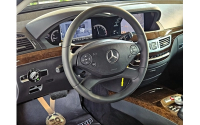 Mercedes-Benz S 350 !AMG/FACE/CAMER/DISTR/NIGHT/HARMAN/KARDON/ОБДУХ/LI - автомобили, коли, обяви за нови и употребявани 9