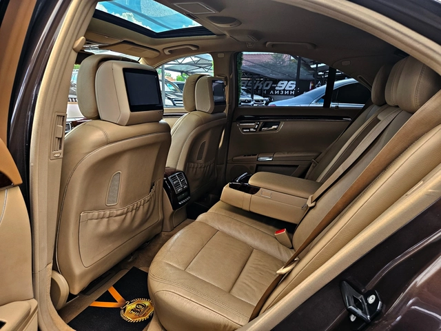 Mercedes-Benz S 350 AMG/FACE/4MAT/TVx3/DISTR/CAMERA/NIGHT/ОБДУХ/ВАКУУМ - автомобили, коли, обяви за нови и употребявани 10