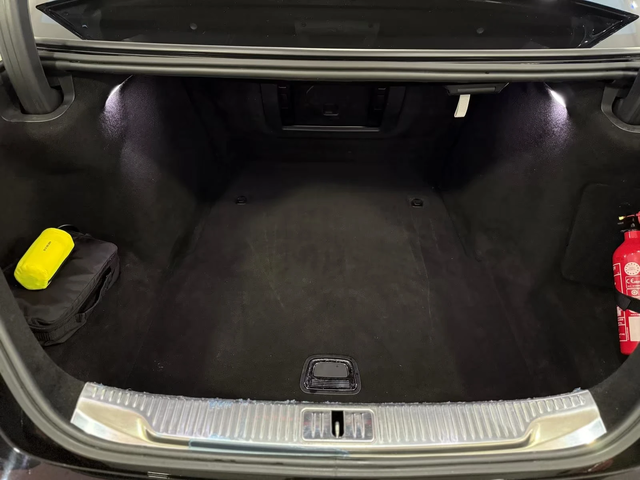 Mercedes-Benz S S - автомобили, коли, обяви за нови и употребявани 9