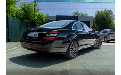 mercedes-benz-s-500 - 1