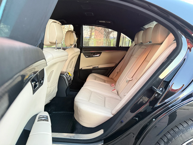 Mercedes-Benz S 500 ВЪЗДУХ* Обдух* NightVision* Harman/Cardon* Amg pac - автомобили, коли, обяви за нови и употребявани 10