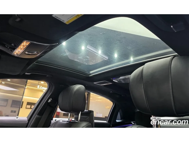 Mercedes-Benz W100 БЕЗ ПАКЕТИ* ИСТИНСКИ МАЙБАХ* HUD* МАСАЖ* ОБДУХ* 36 - автомобили, коли, обяви за нови и употребявани 13
