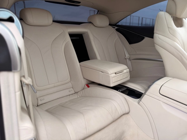 Mercedes-Benz S 500 Coupe= 4Matic= 63 AMG= Keyless Go= HUD= Панорама= - автомобили, коли, обяви за нови и употребявани 11