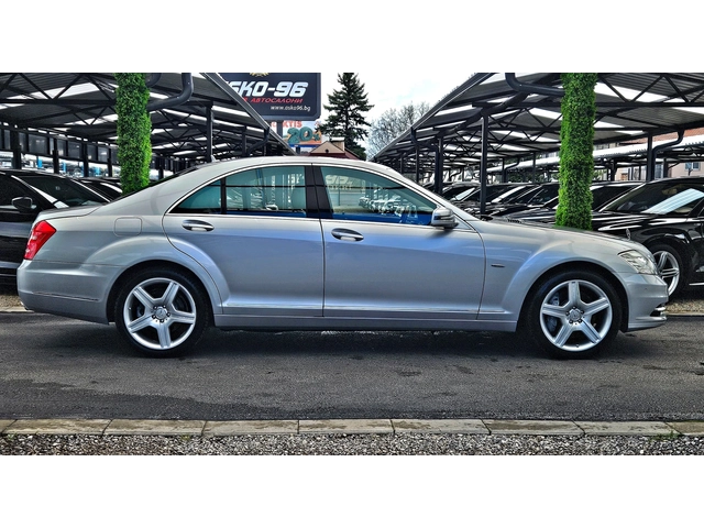 Mercedes-Benz S 500 AMG/4MAT/FACE/DISTR/CAMERA/ОБДУХ/MAСАЖ/ВАКУУМ/LIZI - автомобили, коли, обяви за нови и употребявани 3