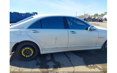 Mercedes-Benz S 550 AMG - автомобили, коли, обяви за нови и употребявани 10