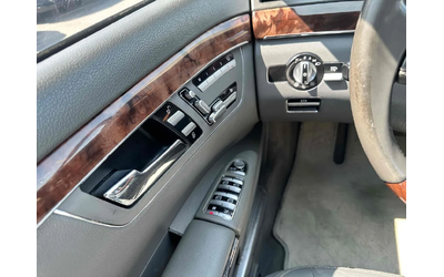Mercedes-Benz S 550 - автомобили, коли, обяви за нови и употребявани 9