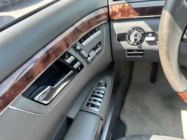 Mercedes-Benz S 550 - автомобили, коли, обяви за нови и употребявани 9