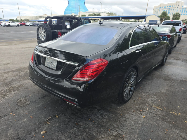 Mercedes-Benz S 550 - автомобили, коли, обяви за нови и употребявани 2