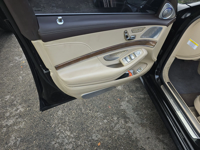 Mercedes-Benz S 550 - автомобили, коли, обяви за нови и употребявани 7