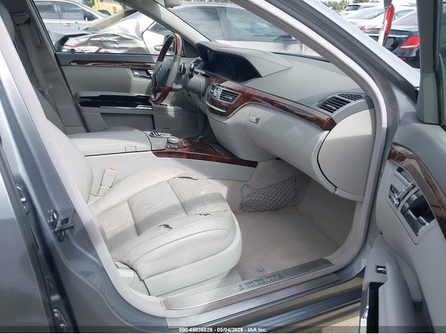 Mercedes-Benz S 550 4.6L V-8 DI, DOHC, VVT, TURBO, 429HP Rear Wheel Drive - автомобили, коли, обяви за нови и употребявани 4