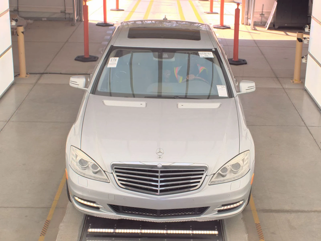 Mercedes-Benz S 550 FACELIFT* 5.5* V8* ПОДГРЕВ* ОБДУХВАНЕ* МАСАЖ* КЕЙЛ - автомобили, коли, обяви за нови и употребявани 4