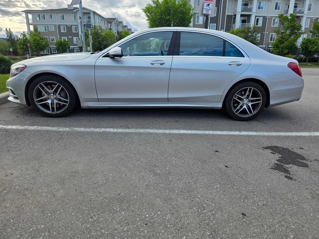 Mercedes-Benz S 550 4MATIC/BURMESTER/PANO/DISTRONIC/ОБДУХВАНЕ - автомобили, коли, обяви за нови и употребявани 3
