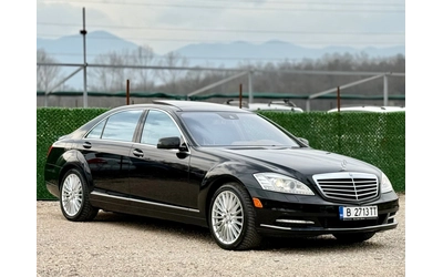 mercedes-benz-s-550 - 0