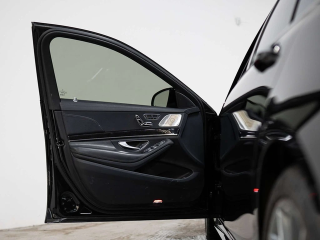 Mercedes-Benz S 560 * CARFAX * ЦЕНА ДО БГ - автомобили, коли, обяви за нови и употребявани 7