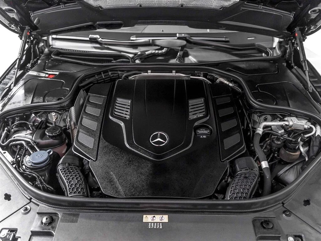 Mercedes-Benz S 560 AMG PKG NIGHT VISION С РЕГИСТРАЦИЯ & АВТО КРЕДИТ - автомобили, коли, обяви за нови и употребявани 3