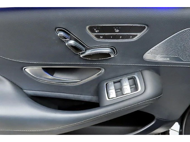 Mercedes-Benz S 560 - автомобили, коли, обяви за нови и употребявани 12