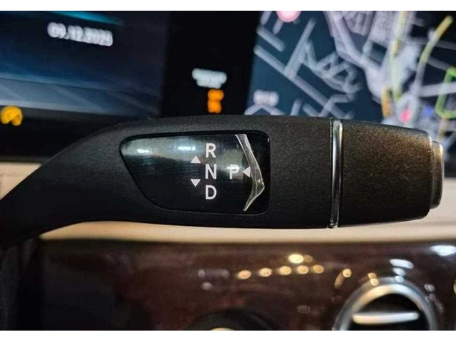 Mercedes-Benz S 560 - автомобили, коли, обяви за нови и употребявани 12