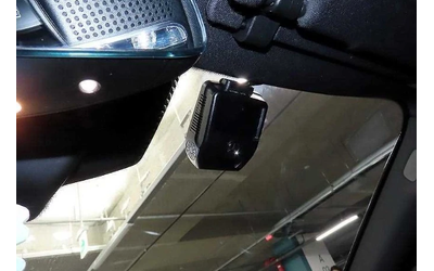 Mercedes-Benz S 560 - автомобили, коли, обяви за нови и употребявани 12