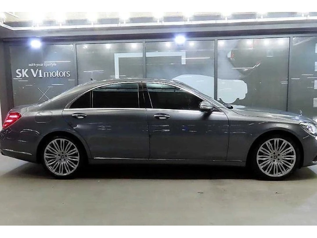 Mercedes-Benz S 560 - автомобили, коли, обяви за нови и употребявани 1