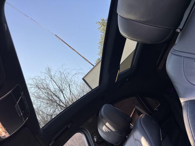 Mercedes-Benz S 560 4Matic* Alcantara* AMG* 3XTV FULL - автомобили, коли, обяви за нови и употребявани 14