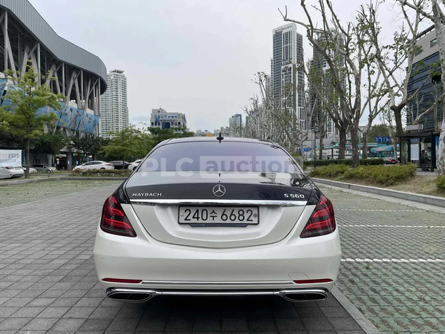 Mercedes-Benz S 560 * MAYBACH* 360* Pano* HeadUp* АВТОКРЕДИТ - автомобили, коли, обяви за нови и употребявани 5