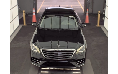 mercedes-benz-s-560 - 1