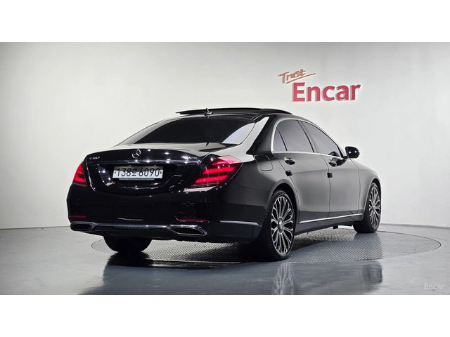 Mercedes-Benz S 560 LONG 4MATIC* МОНИТОРИ* МАСАЖИ* КОЖА* ПАНО* 360 - автомобили, коли, обяви за нови и употребявани 1