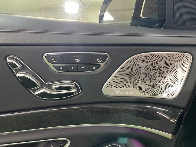 Mercedes-Benz S 560 S 560 4MATIC Sedan - автомобили, коли, обяви за нови и употребявани 13