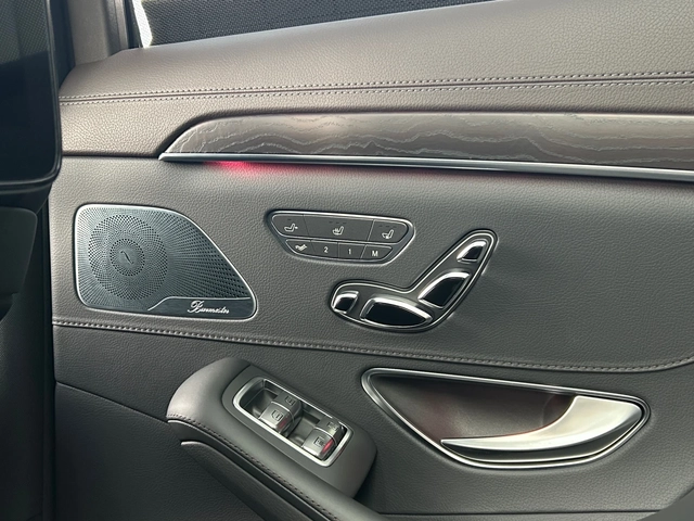 Mercedes-Benz S 560 * 4Matic* Long* AMG* - автомобили, коли, обяви за нови и употребявани 10