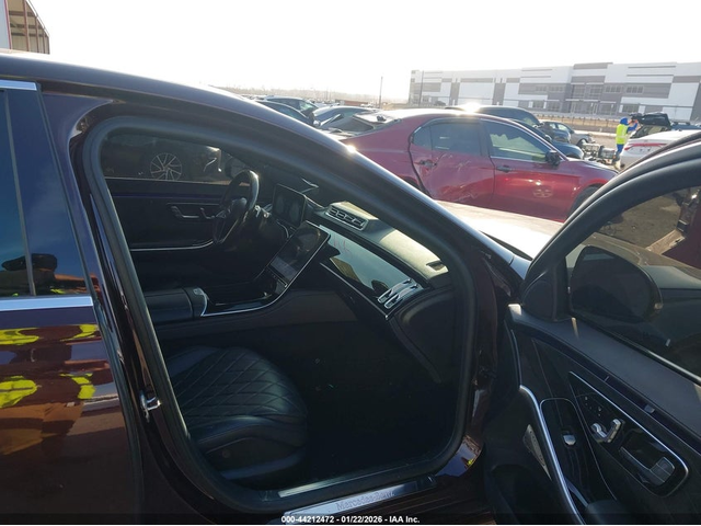 Mercedes-Benz S 580 4.0L V-8 DI, DOHC, VVT, TURBO, 496HP All Wheel Drive - автомобили, коли, обяви за нови и употребявани 4