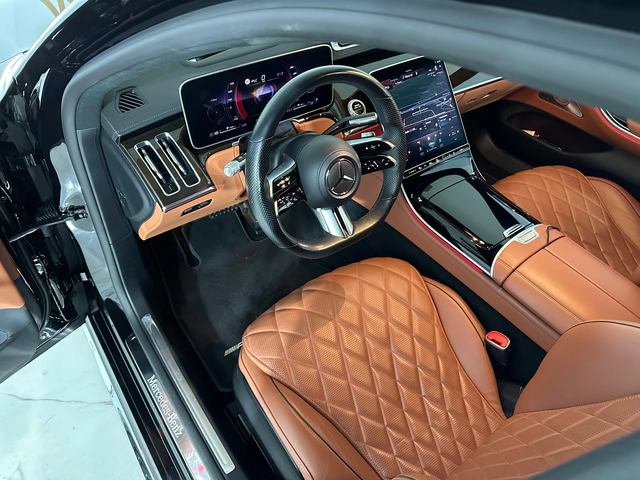 Mercedes-Benz S 580 eHybrid* AMG* 4Matic* Burm* HuD* Pano - автомобили, коли, обяви за нови и употребявани 5