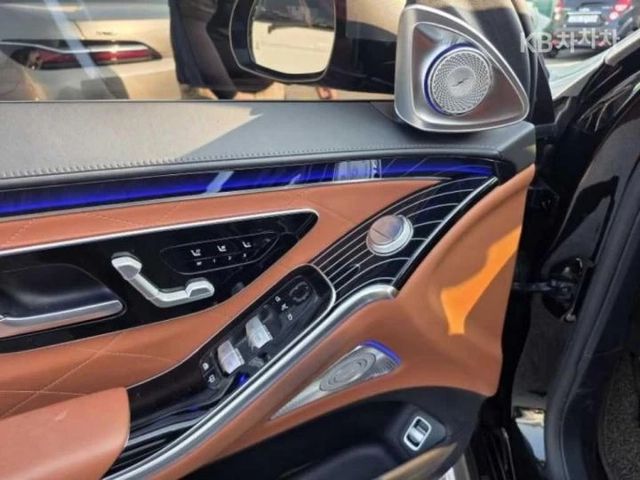 Mercedes-Benz S 580 MAYBACH - автомобили, коли, обяви за нови и употребявани 4