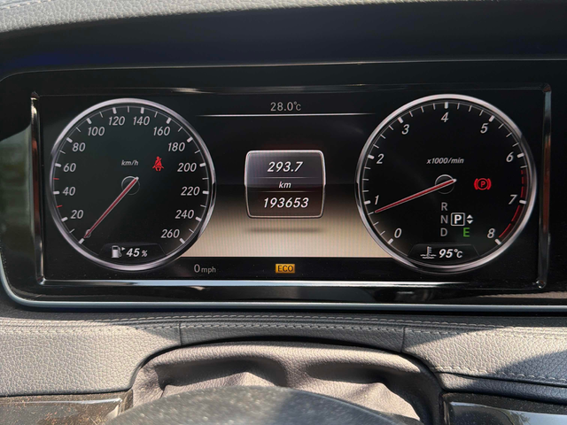 Mercedes-Benz S 63 4.6L 8cyl AWD - автомобили, коли, обяви за нови и употребявани 7