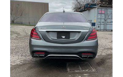 mercedes-benz-s-63 - 3