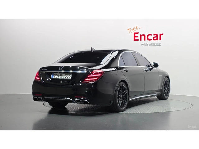 Mercedes-Benz S 63 AMG 4MATIC+ * HUD* МОНИТОРИ* МАСАЖИ* 360 - автомобили, коли, обяви за нови и употребявани 1