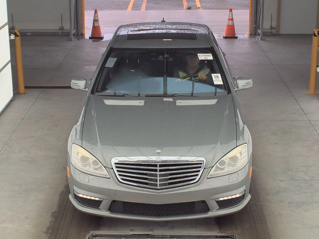 Mercedes-Benz S 63 AMG МАСАЖ* ДИСТРОНИК* CARBON* HARMAN* NIGHT VISION* ОБ - автомобили, коли, обяви за нови и употребявани 0